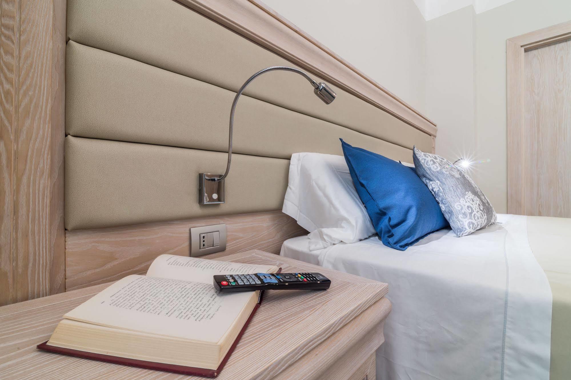 L'Ambasciata Hotel De Charme Cagliari Dış mekan fotoğraf