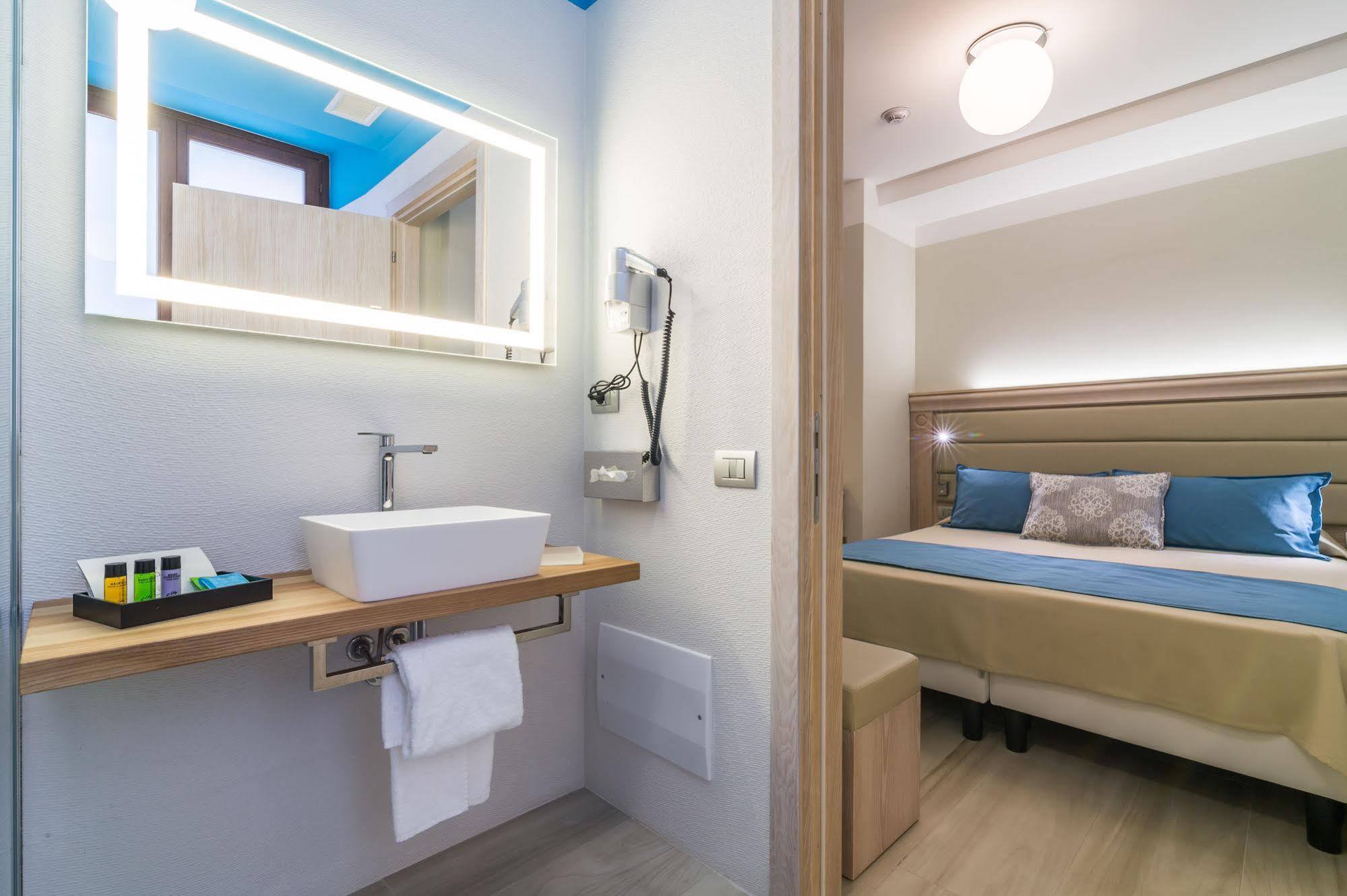 L'Ambasciata Hotel De Charme Cagliari Dış mekan fotoğraf