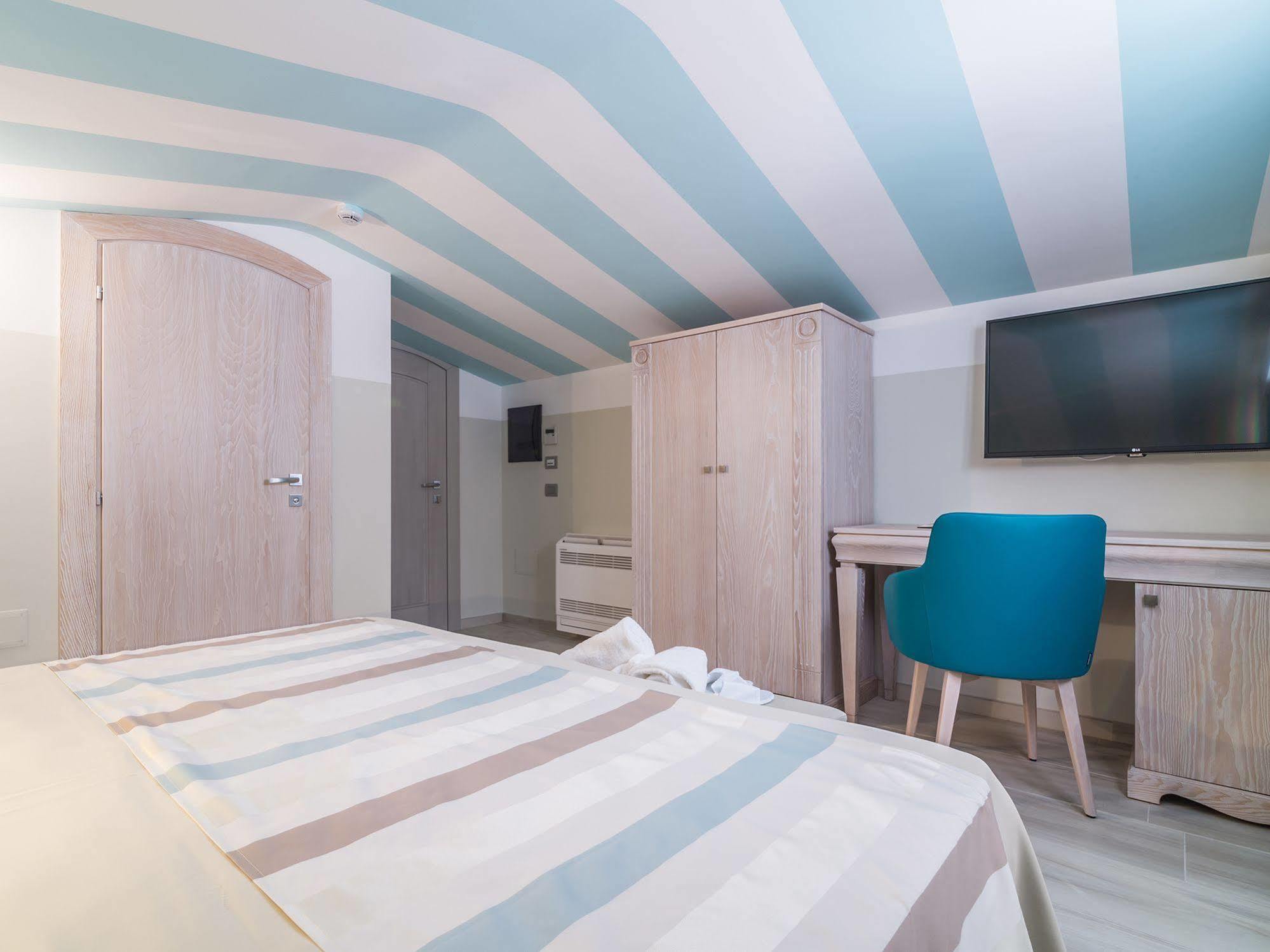 L'Ambasciata Hotel De Charme Cagliari Dış mekan fotoğraf