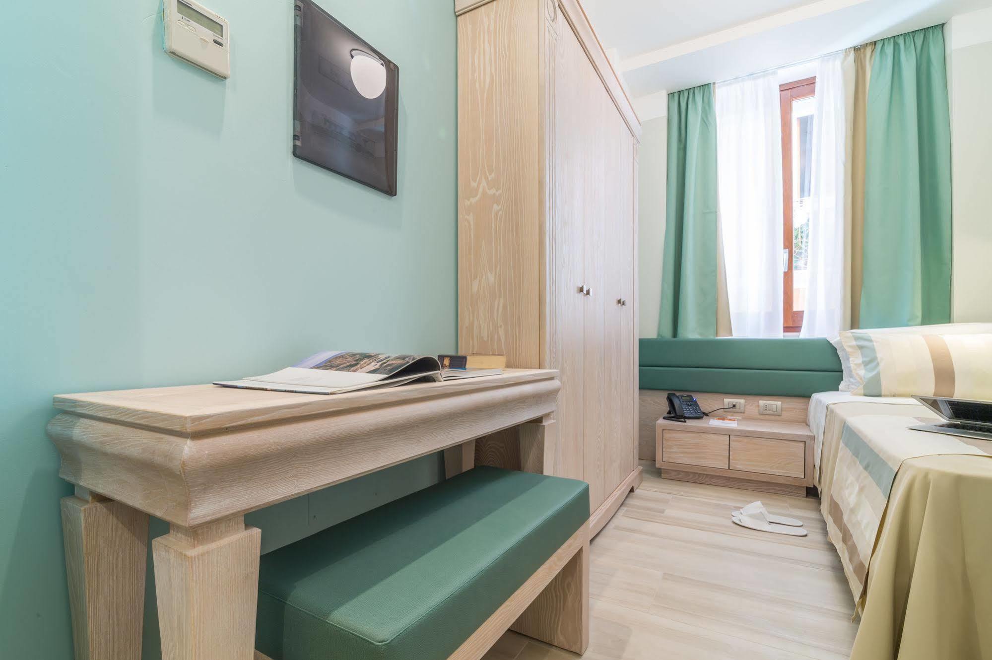 L'Ambasciata Hotel De Charme Cagliari Dış mekan fotoğraf